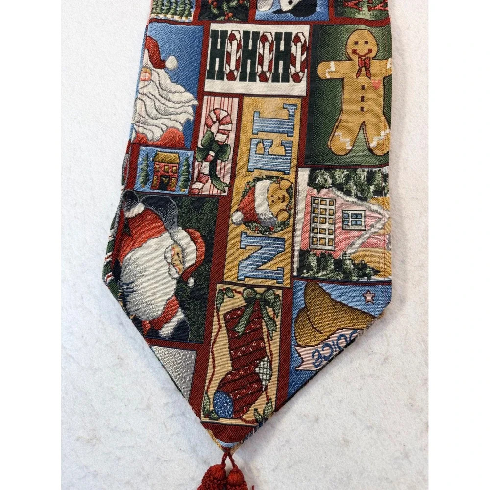 Christmas Tapestry Table Runner Santa Gingerbread Snowman Noel Woven Tassels 82